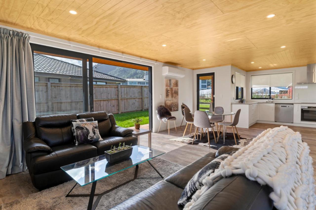 Custom Designed Holiday Home, Next To Cycleway. Te Aroha Exteriér fotografie